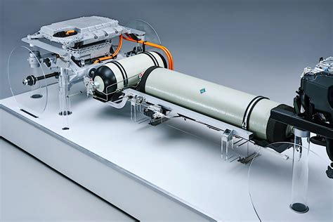 Here's the First Look at BMW's Hydrogen Fuel Cell Powertrain ...