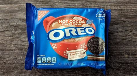 Trying Hot Cocoa Flavored Oreos! A Review Of This Winter Limited ...