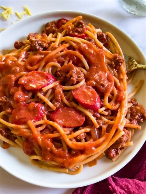 Jollibee Spaghetti - Curious Flavors | Recipe in 2023 | Jollibee ...