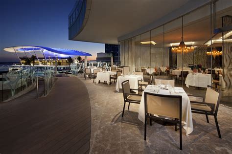 Restaurants in Abu Dhabi - Jumeirah at Etihad Towers restaurants ...