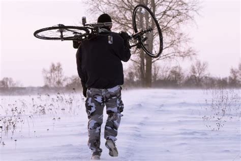 How To Do Winter Cycling in Ice and Snow- Icebike Tips