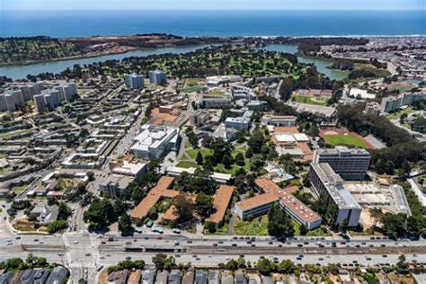 San Francisco State University - Belajar Luar Negeri