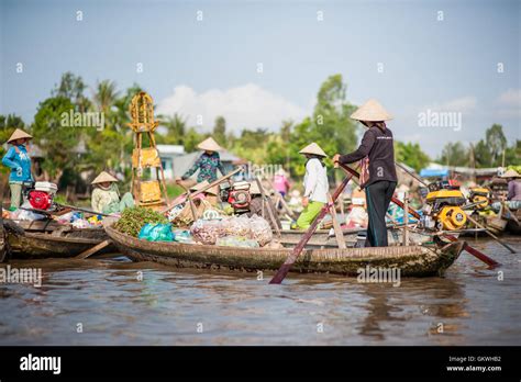 Mekong Delta Floating Market Stock Photo - Alamy