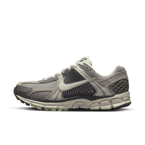 Nike Zoom Vomero 5 "Cobblestone" | FB8825-001 | SPORTSHOWROOM