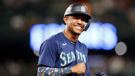 Mariners rookie sensation Julio Rodríguez to participate in Home Run ...