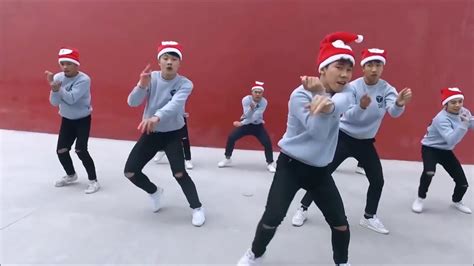 Christmas Song Remix Dance Contest - YouTube