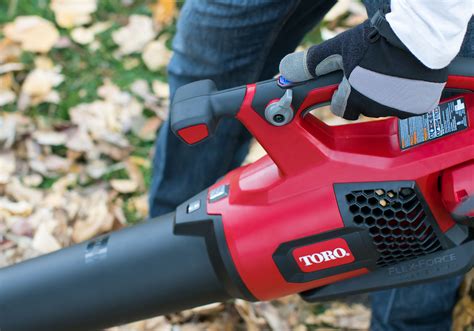 Toro® 60V Max Brushless Leaf Blower | 51820 | 51820T