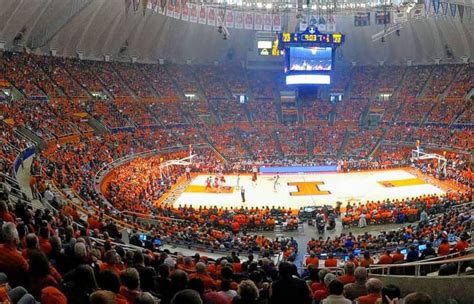 Illinois Fighting Illini Basketball Tickets - StubHub