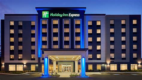 HONEST Review: IHG Holiday Inn Express ExCel London | Hotels in #London ...