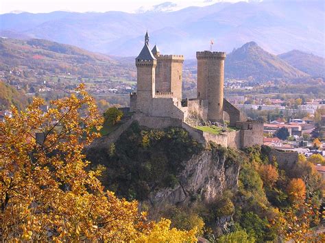 Top 10 Medieval Castles in France - Medievalists.net