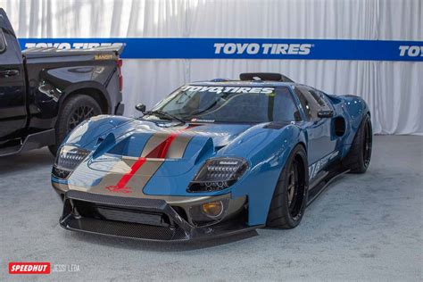 1966 GT40 Supercar: Chris Ashton's SEMA Build - SPEEDHUT® Custom Gauges