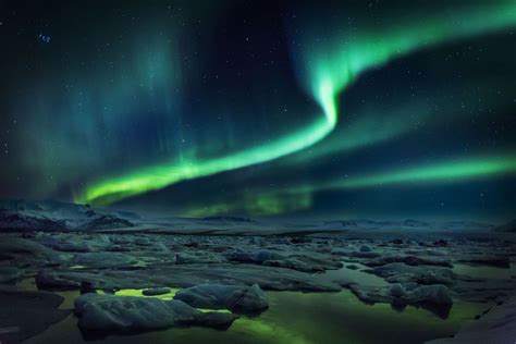 What Causes the Aurora Borealis' Colors?