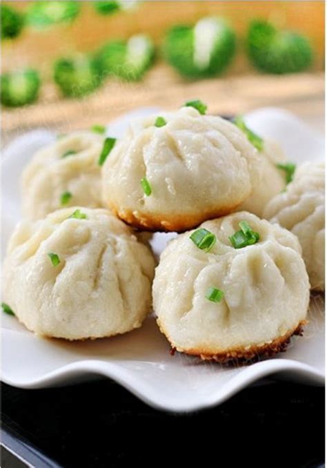 Yummy Chicken Sauce Fried Baozi Chinese Cooking, Chinese Food, Baozi ...