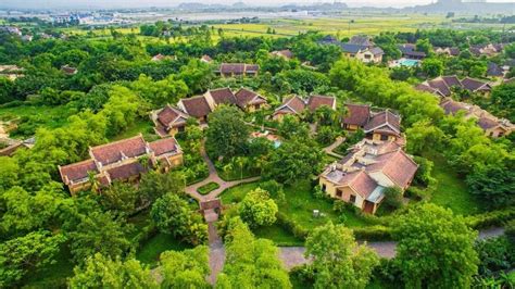 Đặt Emeralda Resort Ninh Bình Hang Múa giá tốt nhất - BestPrice