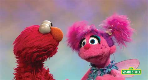 Same/Different with Abby and Elmo | Sesame Street | PBS LearningMedia