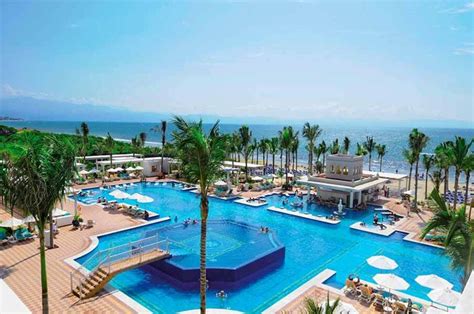 Riu Palace Pacifico - Puerto Vallarta, Western Mexico | On the Beach