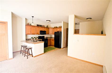 Aspen Hill Apartments | Verona Apartments | T.R. McKenzie - Verona, WI