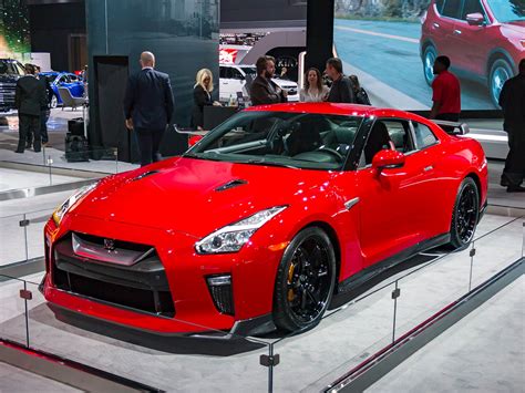 2017 Nissan GT-R Track Edition Revealed - Kelley Blue Book