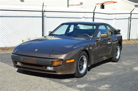 1983 Porsche 944 | Mutual Enterprises Inc