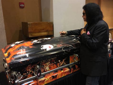 The Kiss Kasket, a Nashville Casket Sales Exclusive