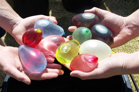 Water Balloon Toss – Company Picnic Experts