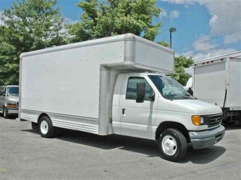 Ford CUTAWAY BOX TRUCK (2006) : Van / Box Trucks