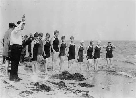 The Surprising History of Swimming's Suffragists - Atlas Obscura