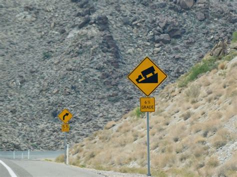 What Does Road Grade Mean? 7 Things to Watch for When Driving Steep Roads