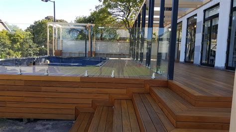 Glass Fencing Installation in Melbourne | Call (03) 9898 9600