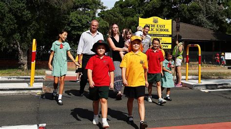 Ryde East Public School crossing to be investigated | News Local