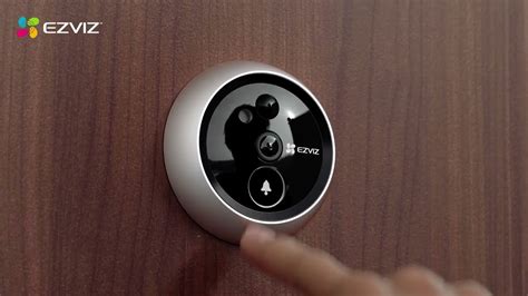 EZVIZ DP2C - wire-free peephole doorbell/doorviewer - YouTube