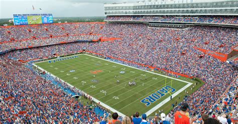 WATCH: Florida Gators crowd rocks Ben Hill Griffin Stadium - On3