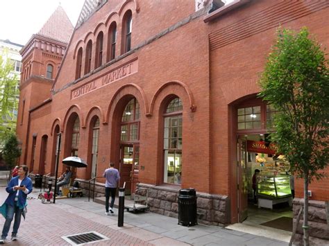 One Day in America: Historic Central Market in Lancaster, Pennsylvania