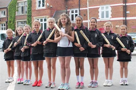 Crackley Hall girls bat to rounders victory - CoventryLive