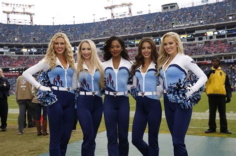 Tennessee Titans Cheerleaders Tennessee Titans Cheerleader Titans ...