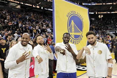 Warriors follow Steph Curry’s lead, put rings on their fingers