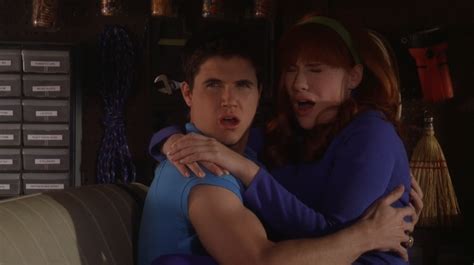 Fred Jones and Daphne Blake (Robbie Amell and Kate Melton ...