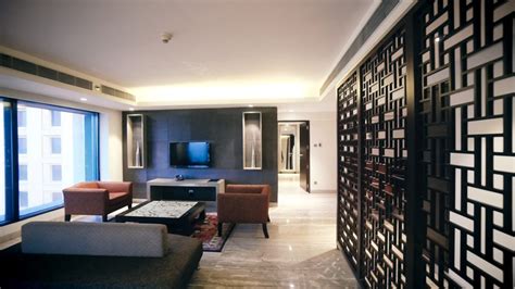 Luxury Hotel Review: The LaLiT Hotel New Delhi, India - Ashley Renne