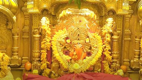 Ganesh Chaturthi 2020: Shree Siddhivinayak Temple darshan live ...