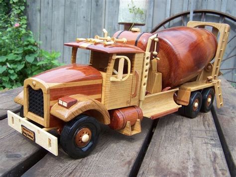 Wood Toy Truck Plans - WoodWorking Projects & Plans | Wooden toys plans ...