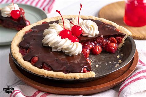 Chocolate Covered Cherry Pie | Imperial Sugar