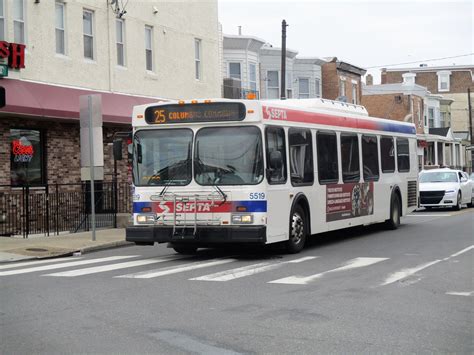 SEPTA New Flyer D40LF on Rt.25 at Richmond&Orthodox. New Flyer, Red ...