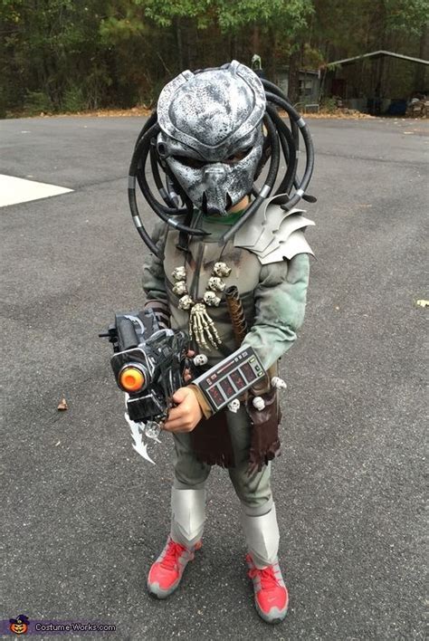 Die besten 25+ Alien vs predator costume Ideen auf Pinterest