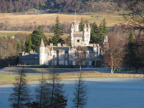 Balmoral Castle On Christmas Day (1) (click on picture for… | Flickr ...