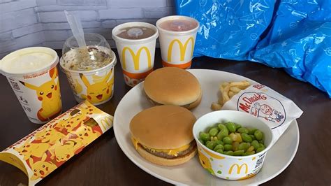 Pokémon Happy meal at McDonald’s in Japan - YouTube