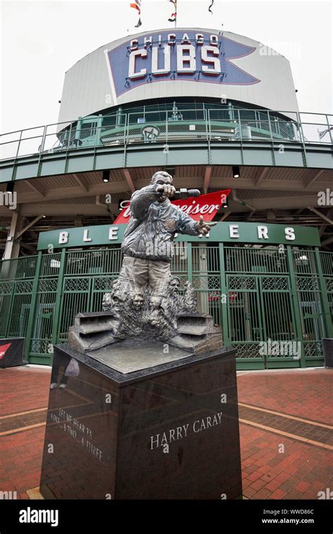 harry caray statue outside wrigley field bleachers entrance Chicago ...