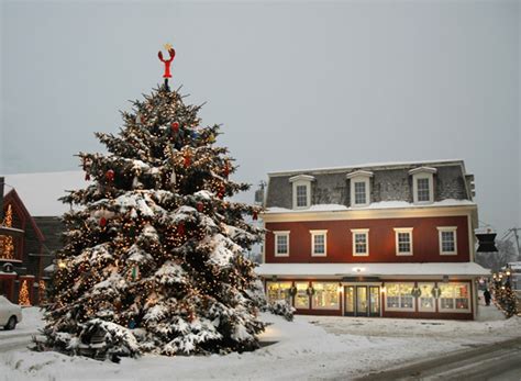 Scenes from Kennebunkport's Christmas Prelude Celebration - New England