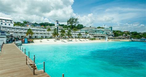 Beaches® Ocho Rios: All-Inclusive Resorts Jamaica [Official]