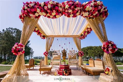 Mandap Decorated with Blush Pink Roses | Wedding mandap, Mandap decor ...