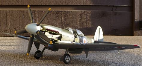 1:32 Scale Spitfire Mk 22/24